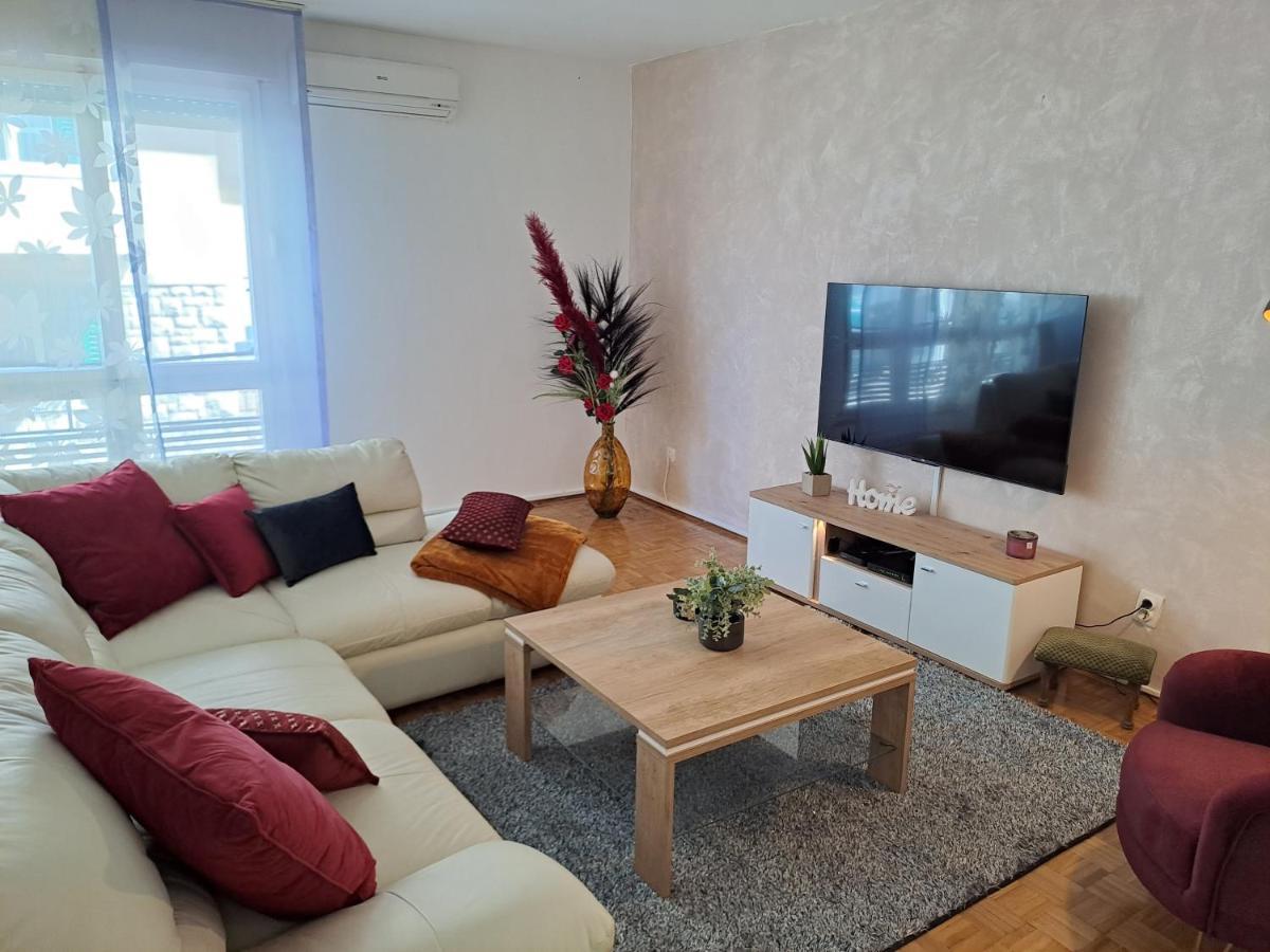 Center Apartment Silvana Split Eksteriør bilde