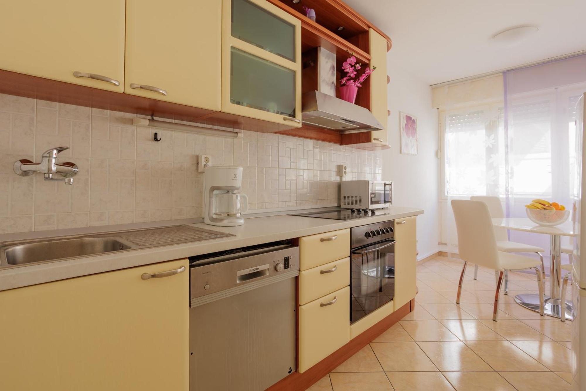 Center Apartment Silvana Split Eksteriør bilde