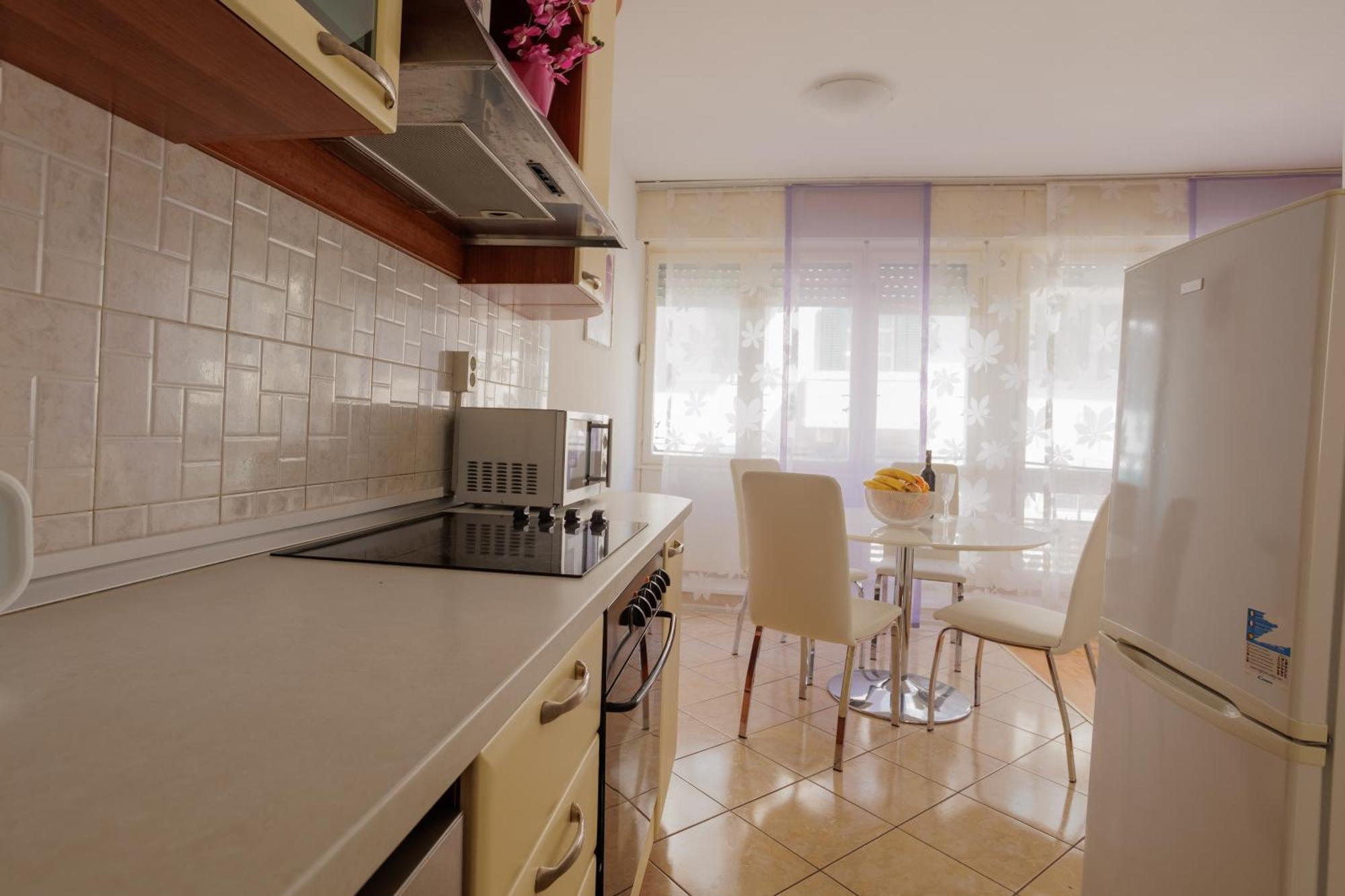 Center Apartment Silvana Split Eksteriør bilde