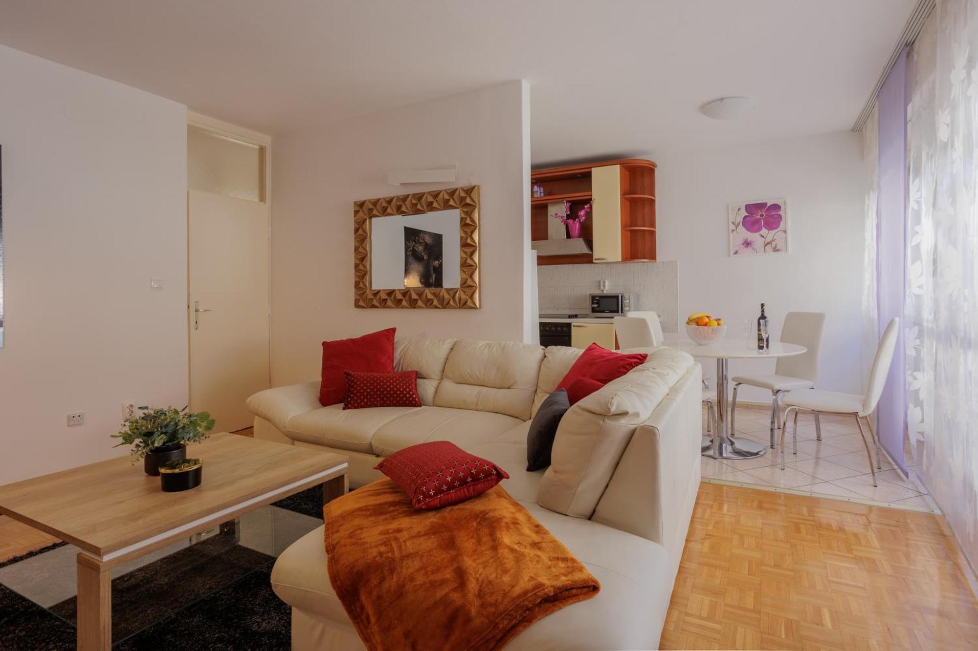 Center Apartment Silvana Split Eksteriør bilde