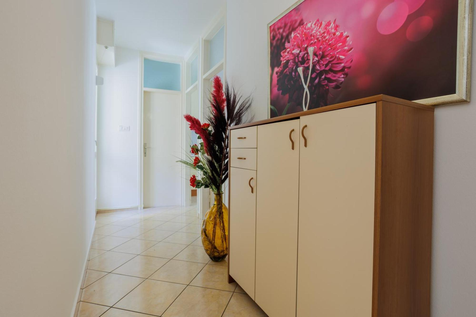 Center Apartment Silvana Split Eksteriør bilde